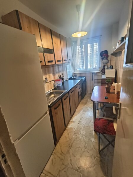 Victoriei, Iancu de Hunedoara, Liceu Tonitza, apartament 3 camere.